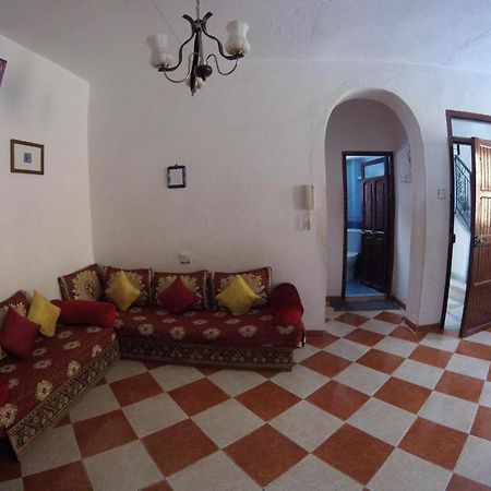 Private Apartment Near To The Medina Chefchaouen Bagian luar foto