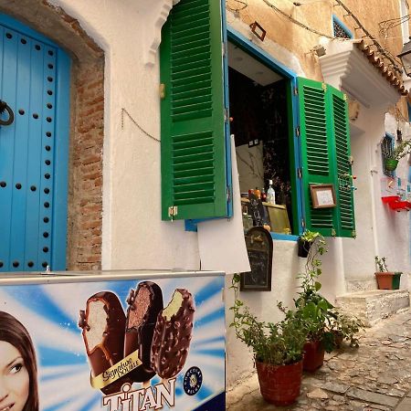 Private Apartment Near To The Medina Chefchaouen Bagian luar foto