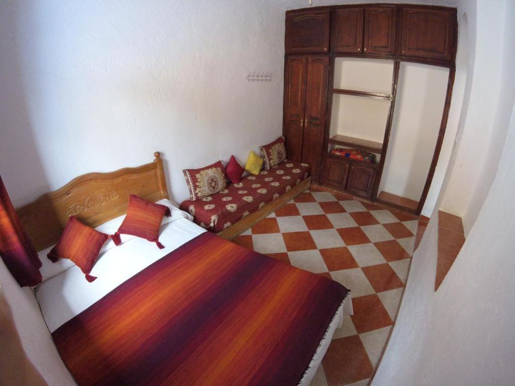 Private Apartment Near To The Medina Chefchaouen Bagian luar foto
